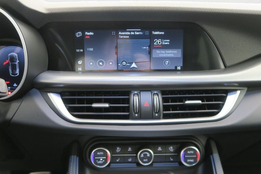 Alfa Romeo Stelvio 2.2 Diésel 154kW (210CV) Veloce Q4 6