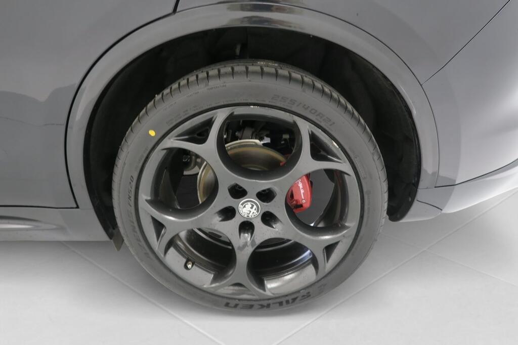 Alfa Romeo Stelvio 2.2 Diésel 154kW (210CV) Veloce Q4 24