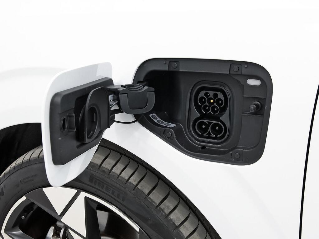 CUPRA Terramar 1.5 TSI e-Hybrid 150kW (204 CV) DSG Segunda mano