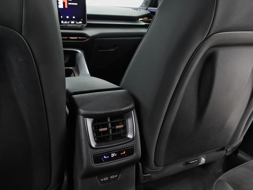 CUPRA Terramar 1.5 TSI e-Hybrid 150kW (204 CV) DSG Segunda mano