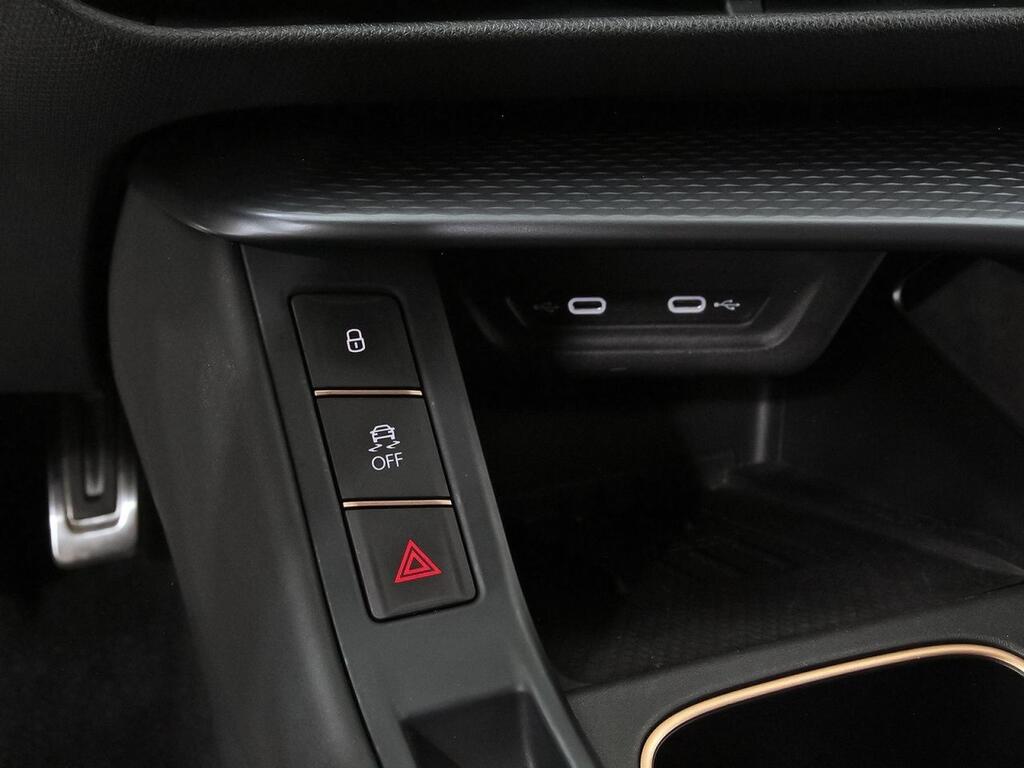 CUPRA Terramar 1.5 TSI e-Hybrid 150kW (204 CV) DSG Segunda mano