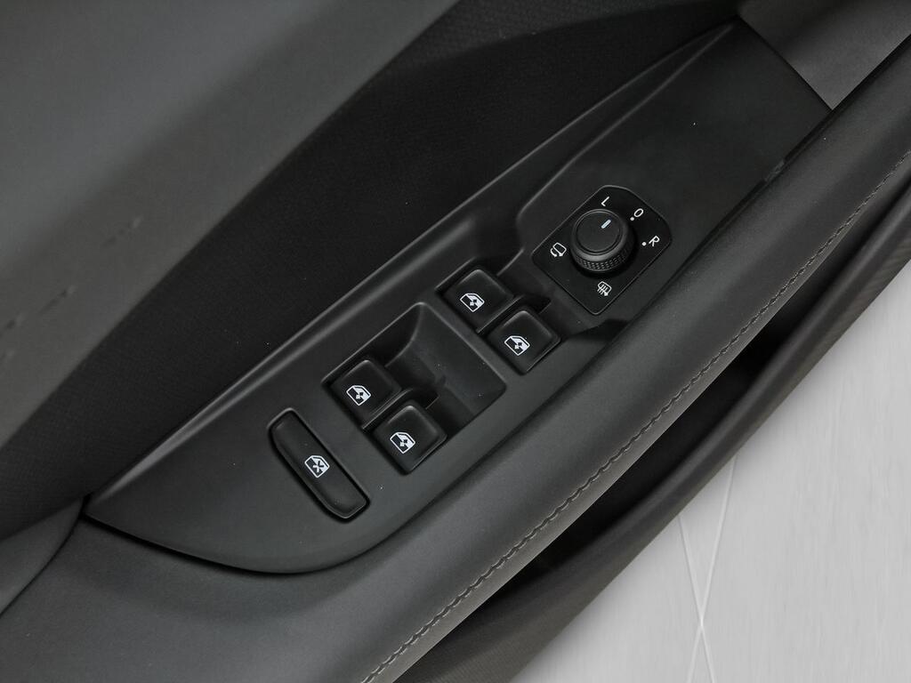 Cupra Terramar 1.5 TSI e-Hybrid 200kW (272 CV) VZ DSG 10