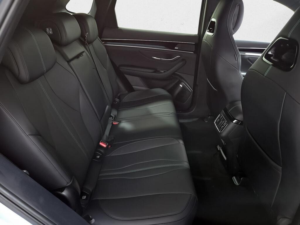 BYD Seal U DM-i Comfort 8