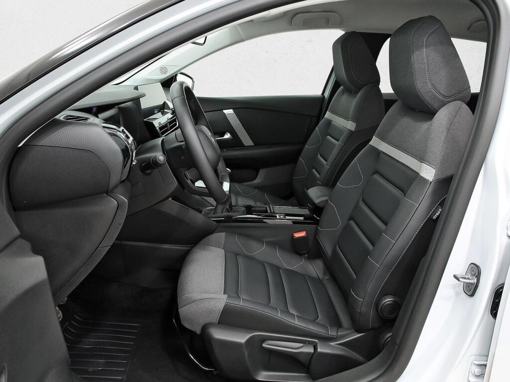 Citroën C4 PureTech 130 S&S 6v Max 8