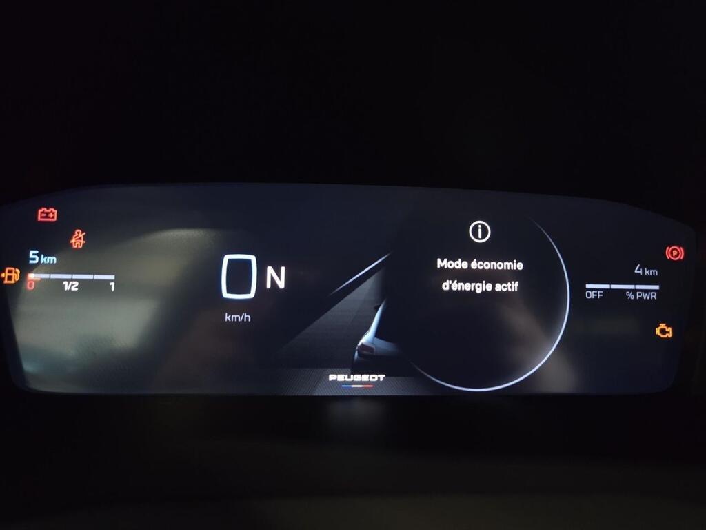 Peugeot 208 Allure HYBRID 110 eDCS6 13