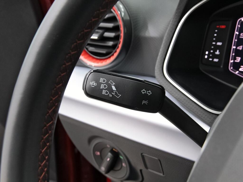 SEAT Arona 1.0 TSI 85kW (115CV) FR Special Edition Segunda mano