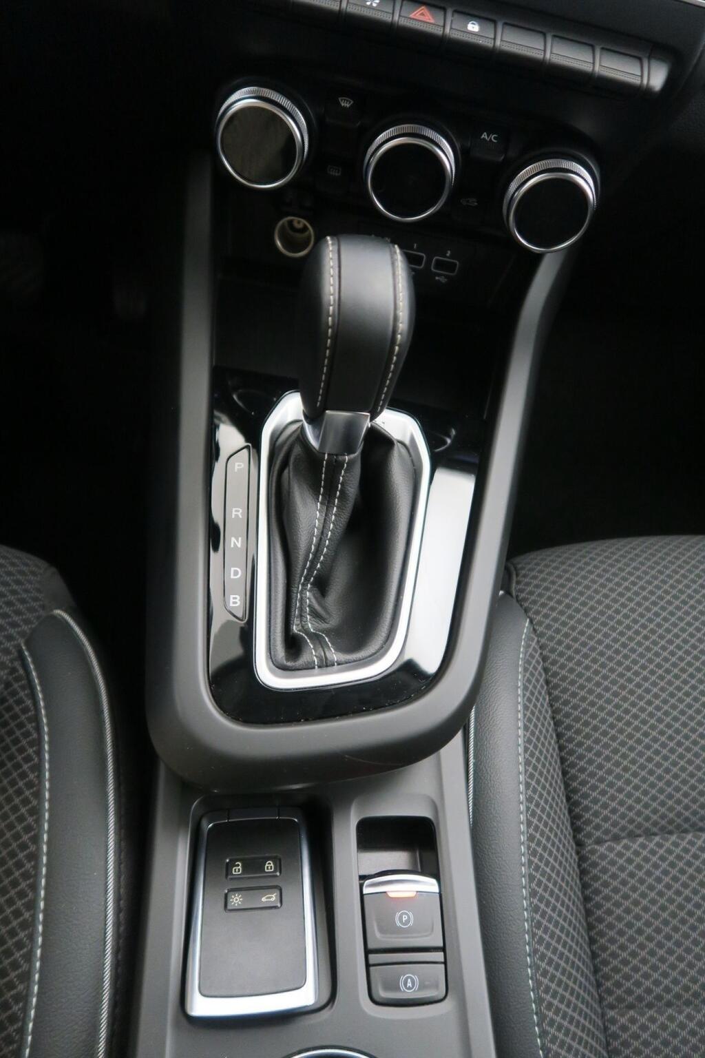 Renault Arkana 1.6 E-TECH ZEN 145 CV 5P 11