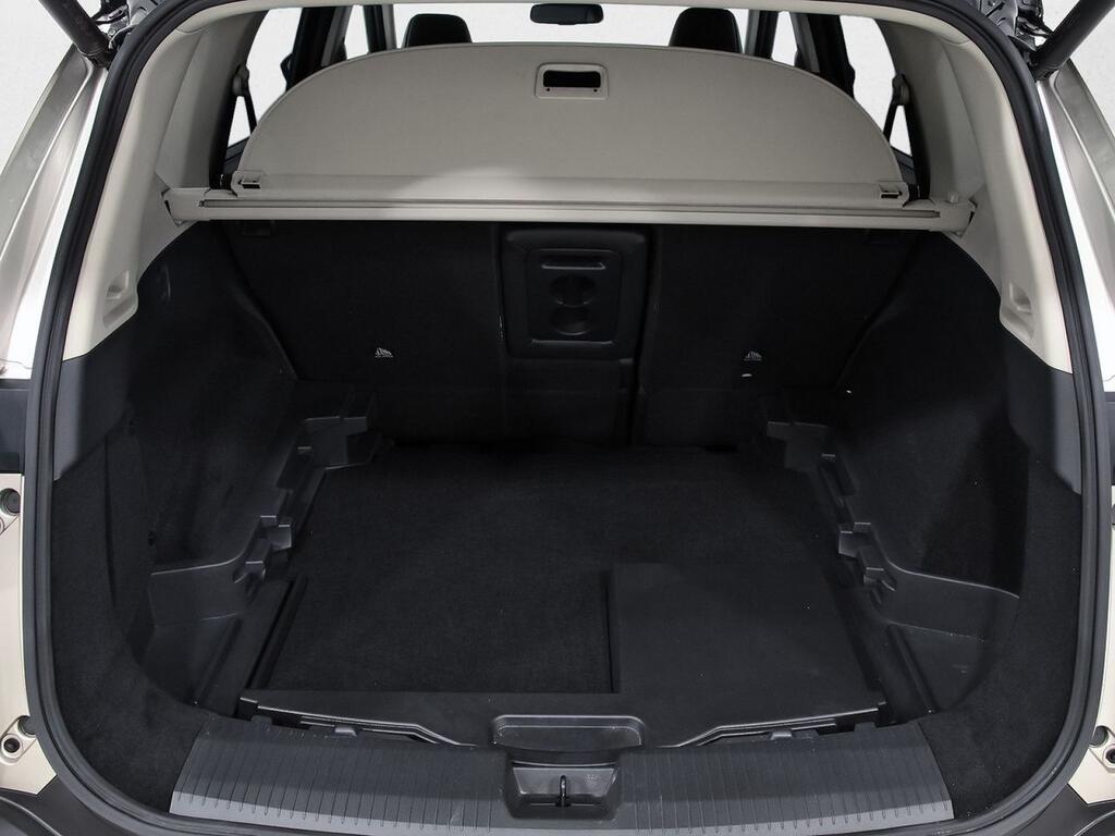 Nissan X-Trail 5pl 1.5 e-4ORCE 158kW 4x4 A/T Adventure 9