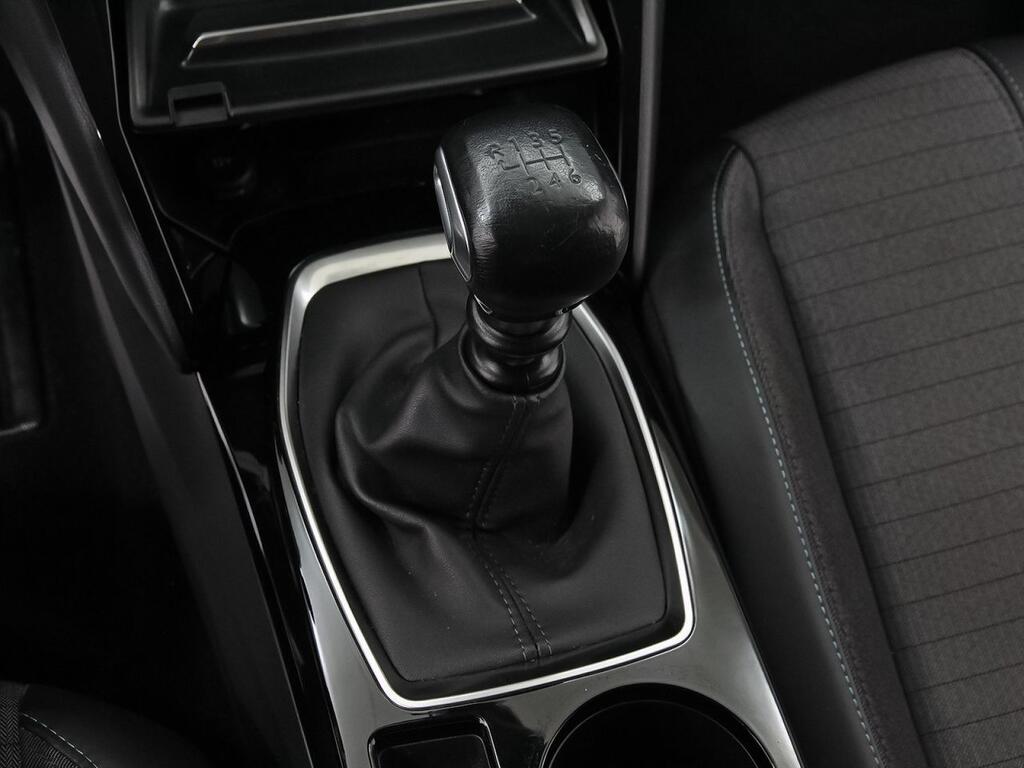 Peugeot 208 BlueHDi 73kW (100CV) Allure Pack 31