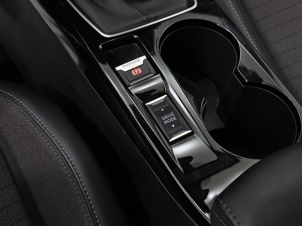 Peugeot 208 BlueHDi 73kW (100CV) Allure Pack 30