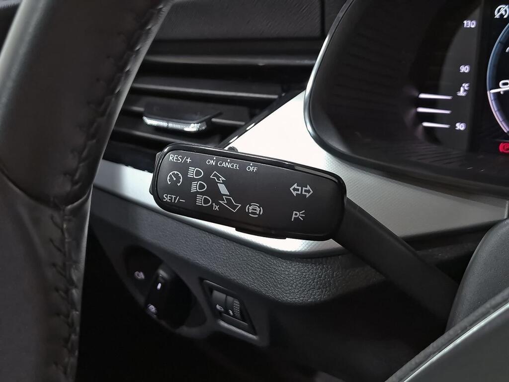 Skoda Kamiq 1.0 TSI 81kW (110CV) DSG Emotion 12