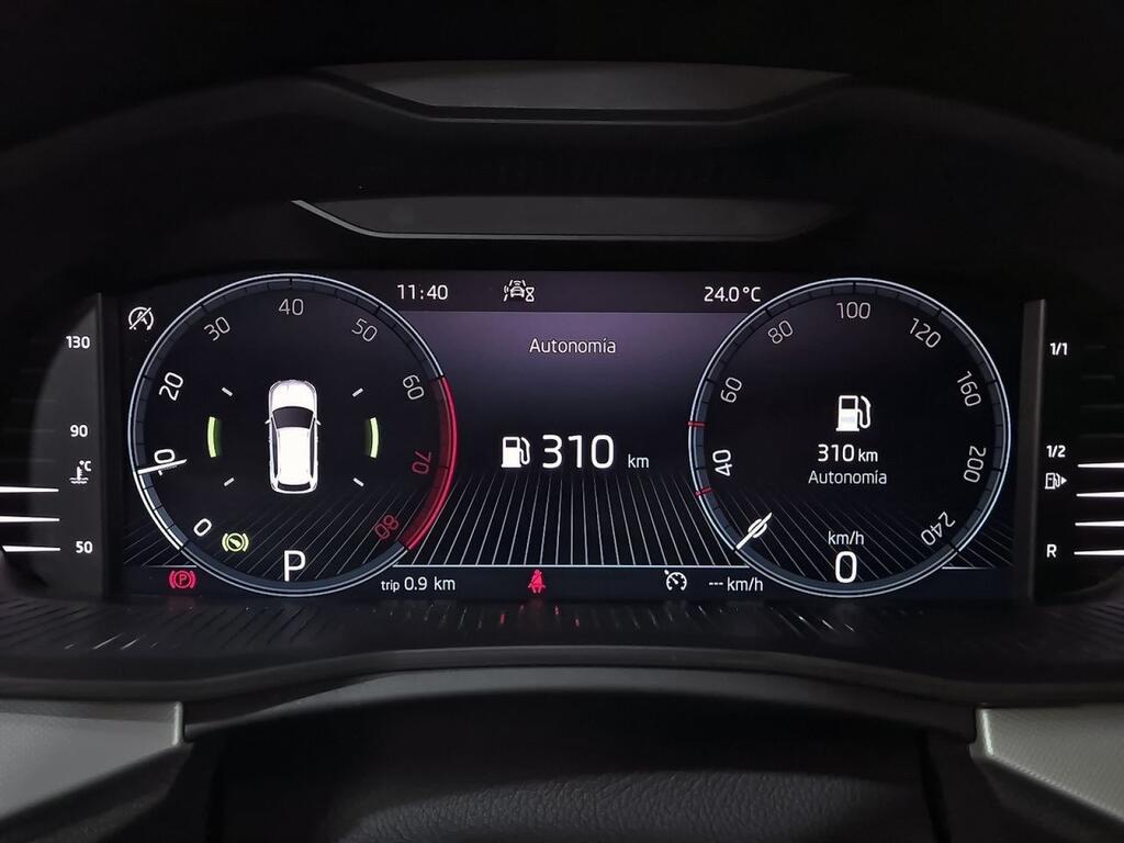 Skoda Kamiq 1.0 TSI 81kW (110CV) DSG Emotion 11