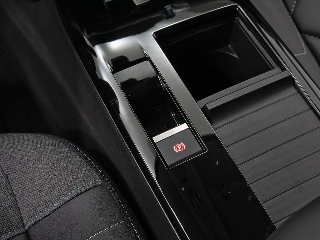 Citroën C4 ë-C4 eléctrico 115kW 54kWh Max Segunda mano