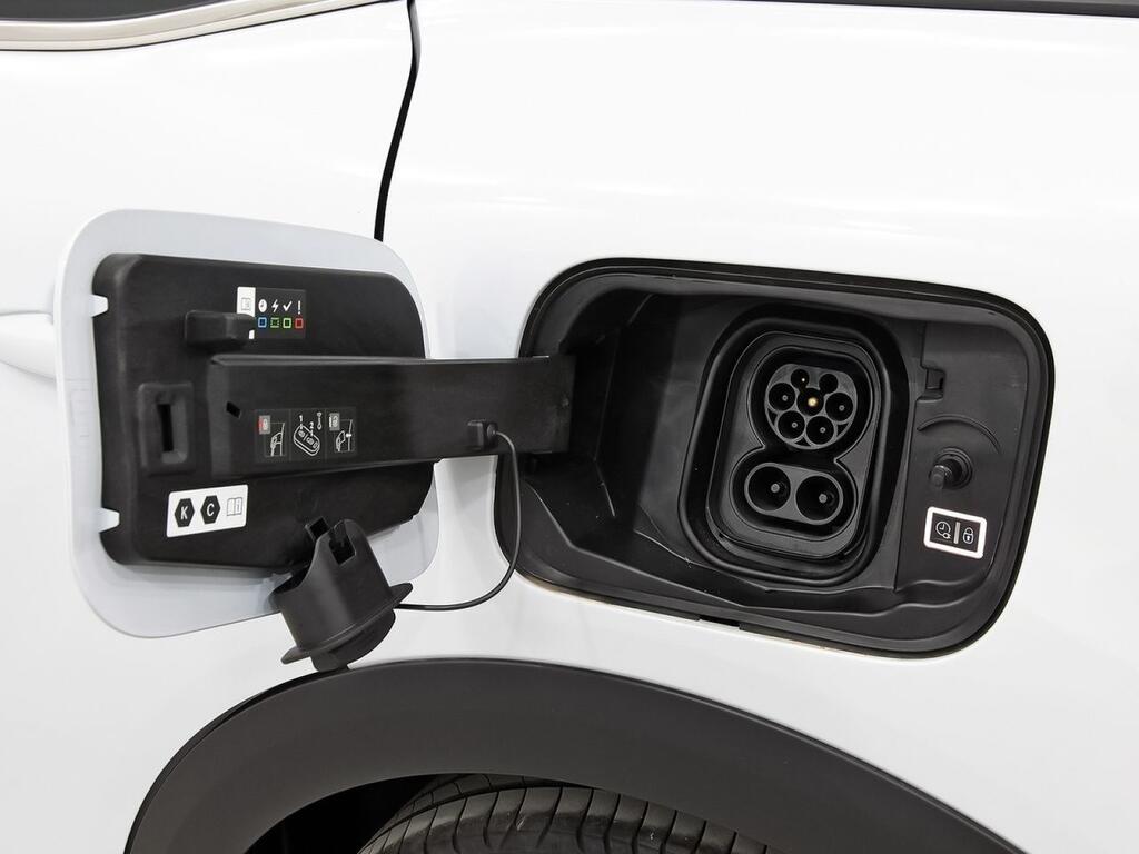 Citroën C4 ë-C4 eléctrico 115kW 54kWh Max Segunda mano