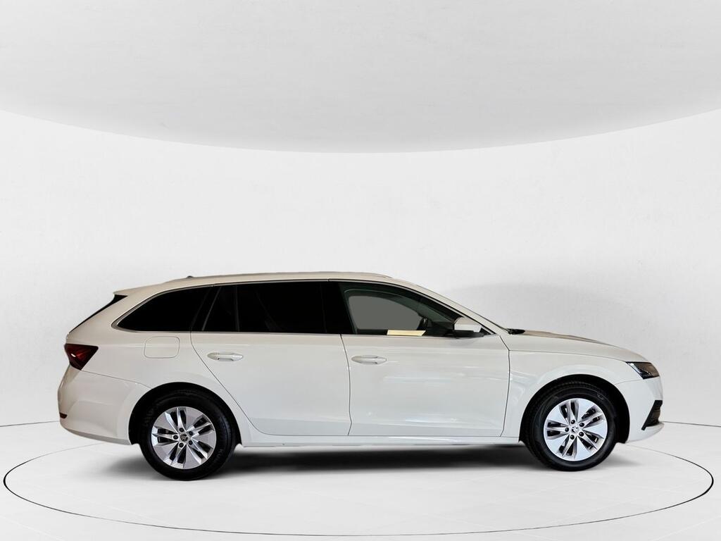 Skoda Octavia Combi 2.0 TDI 110kW DSG Ambition Plus 3