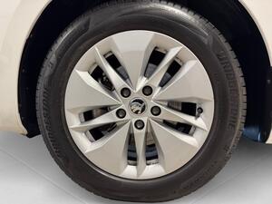 Skoda Octavia Combi 2.0 TDI 110kW DSG Ambition Plus 8