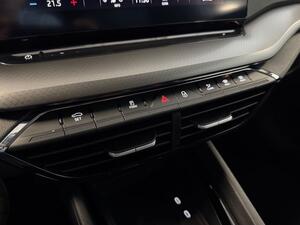 Skoda Octavia Combi 2.0 TDI 110kW DSG Ambition Plus 18