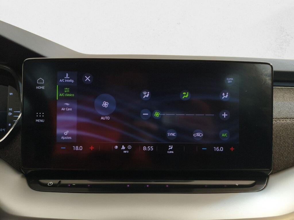Skoda Octavia KOMBI 2.0 TDI SCOUT DSG AWD 200 CV 5P 23