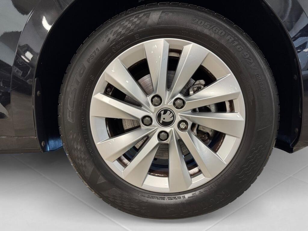 Skoda Octavia 1.5 TSI 110kW(150CV) m-HEV DSG Selection 8