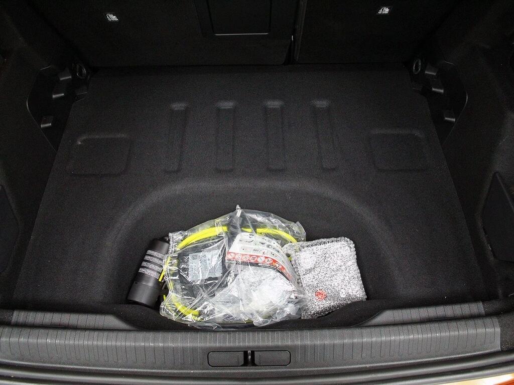 Citroën C4 ë-C4 eléctrico 100kW 50kWh Shine Segunda mano