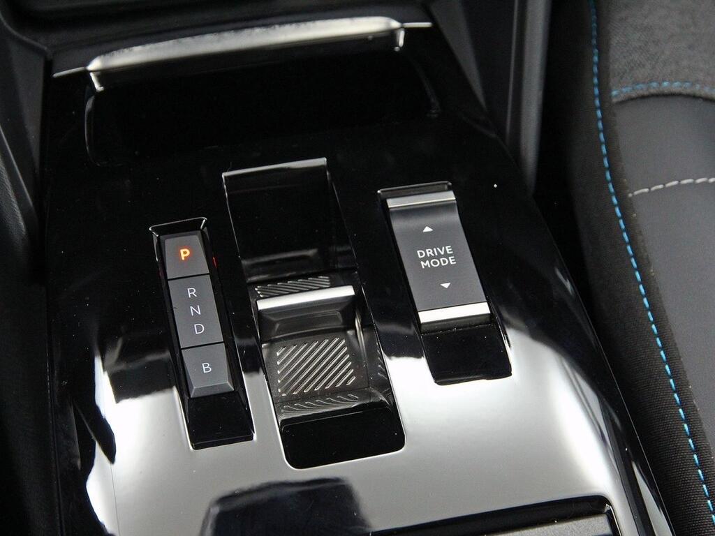 Citroën C4 ë-C4 eléctrico 100kW 50kWh Shine Segunda mano