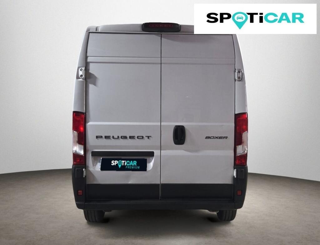 Peugeot Boxer FG 2.2 BHDI 120 L2H2 3.3T 4P Segunda mano