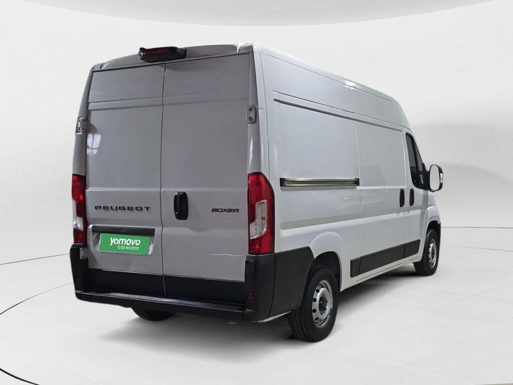 Peugeot Boxer FG 2.2 BHDI 120 L2H2 3.3T 4P Segunda mano