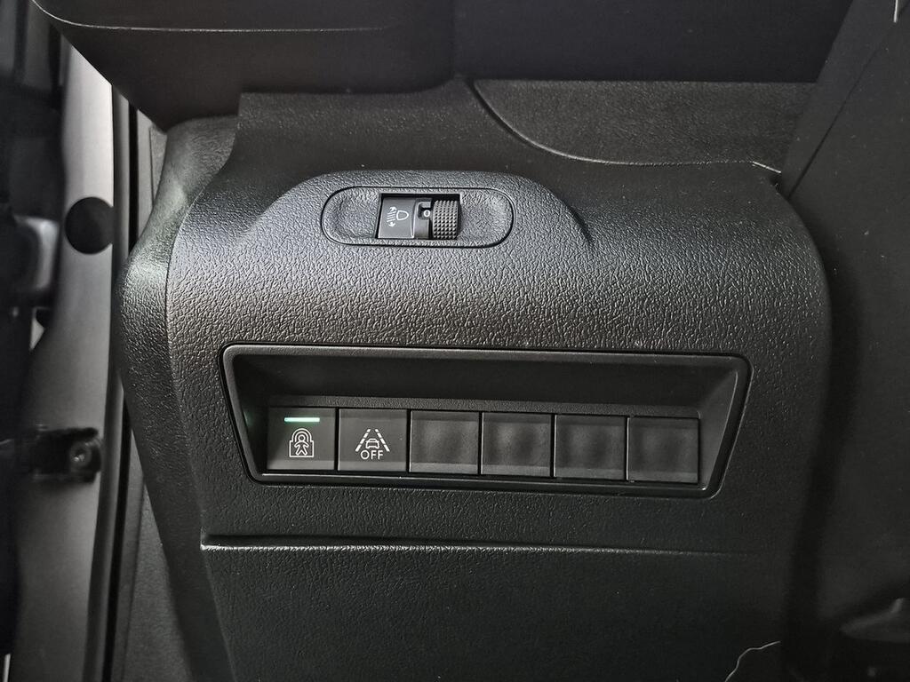 Peugeot Rifter Allure Standard BlueHDi 73kW 13