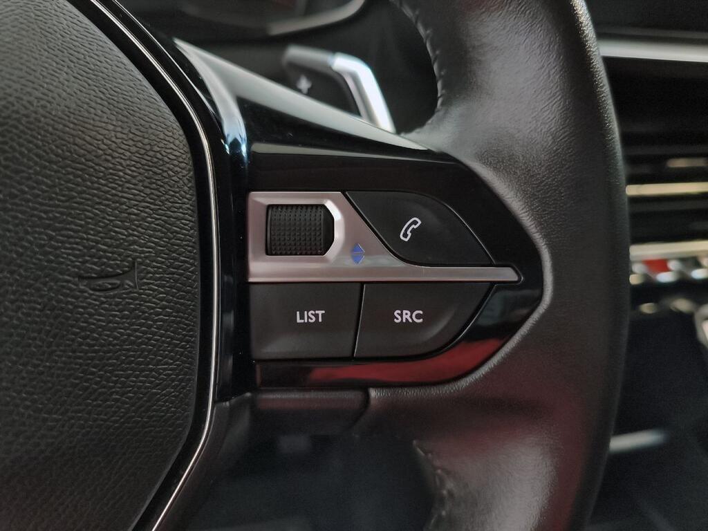 Peugeot 208 PureTech 73kW (100CV) EAT8 Active Pack Segunda mano