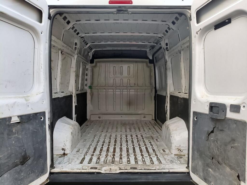 Peugeot Boxer ** BOXER 2.2 BHDI 120CV L2H2 333 4P Segunda mano