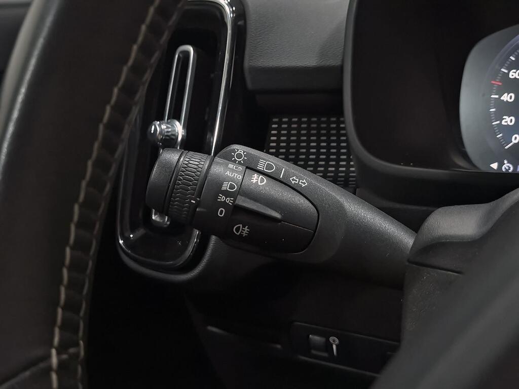 Volvo XC40 1.5 T3 R-Design Segunda mano