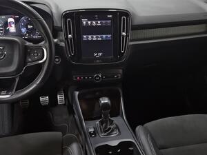 Volvo XC40 1.5 T3 R-Design 27