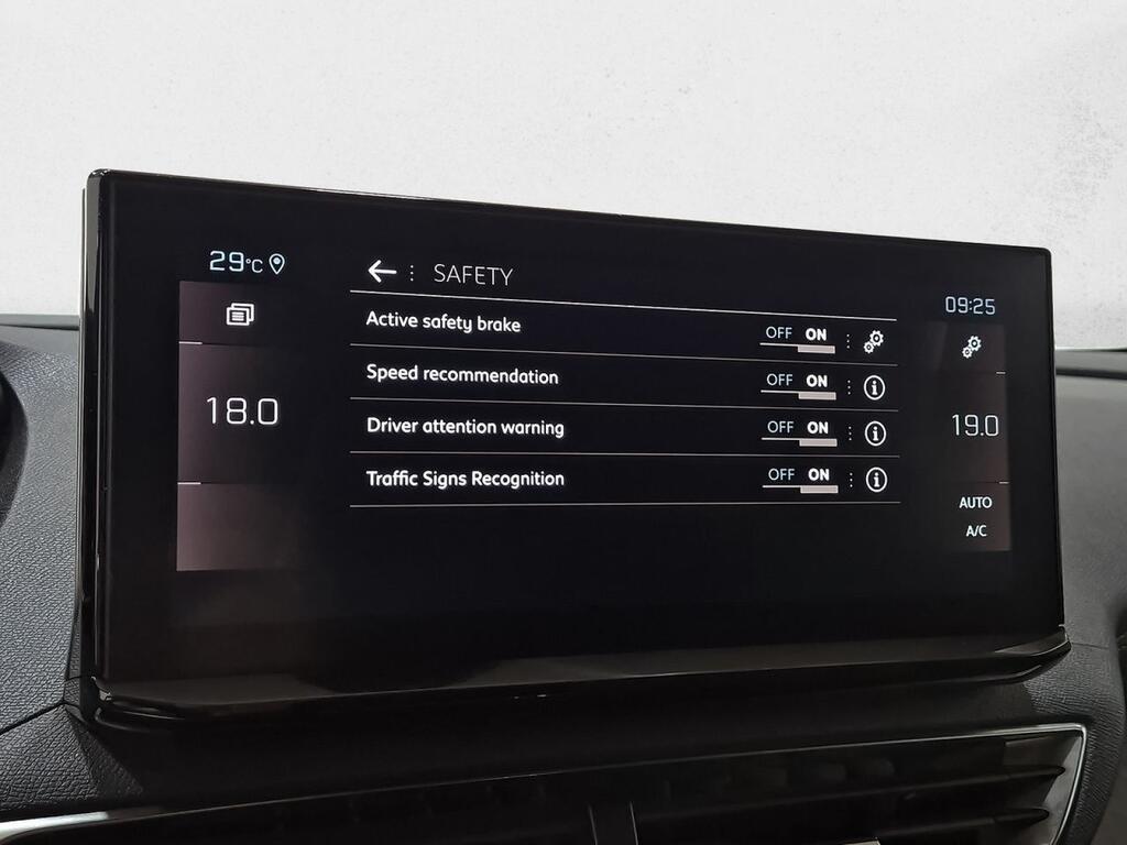 Peugeot 3008 1.2 PureTech 96KW (130CV) S&S GT Segunda mano