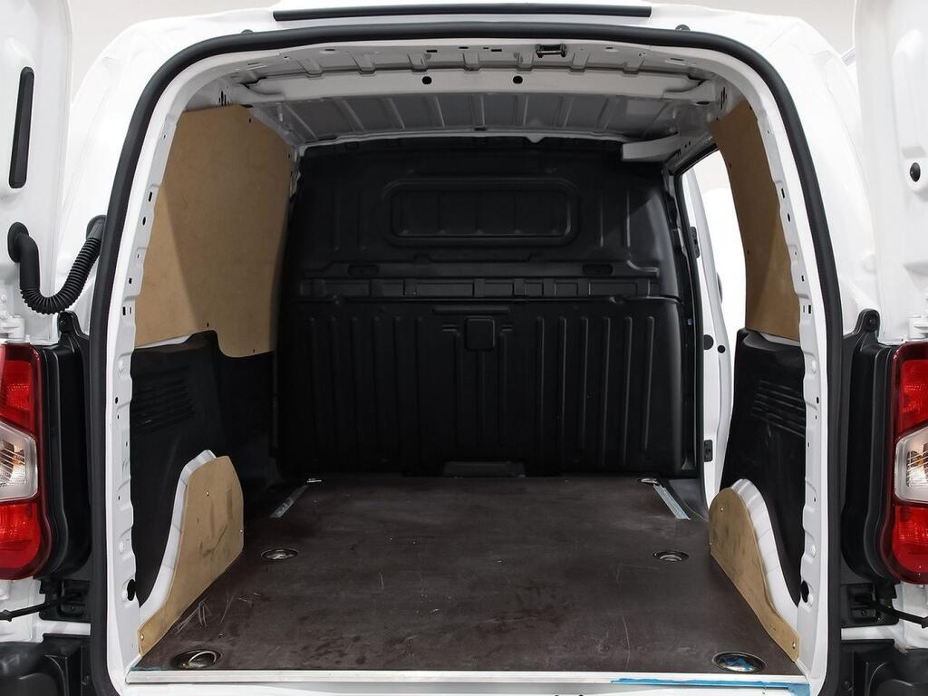 Fiat Doblò FG 1.5 BLUEHDI 100 650KG L1 4P 11