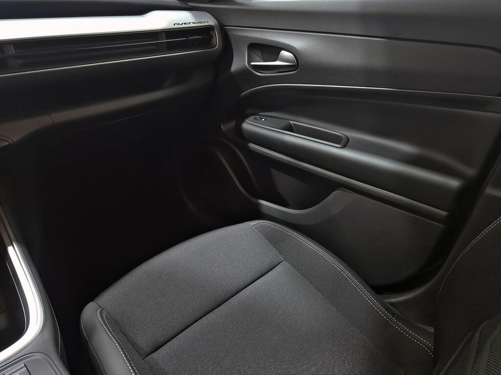 Jeep Avenger BEV 115kW (156CV) Altitude Segunda mano
