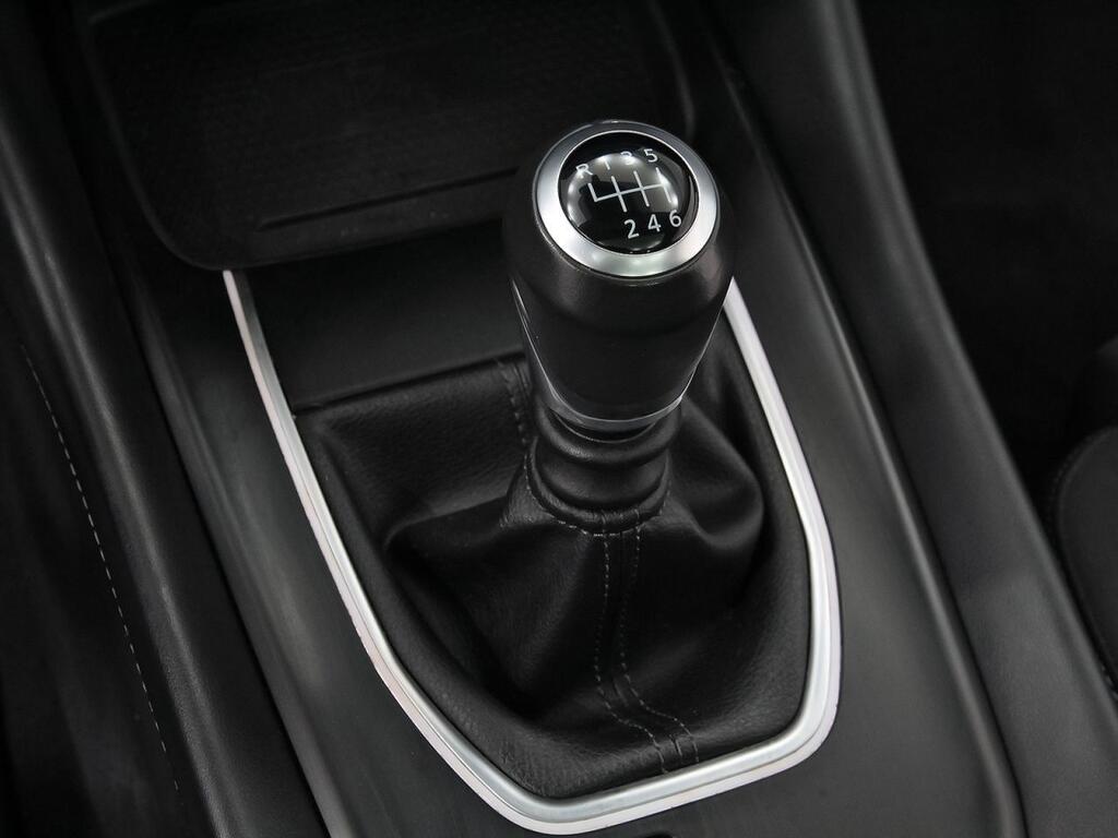 Nissan Qashqai DIG-T 103kW N-Connecta 29
