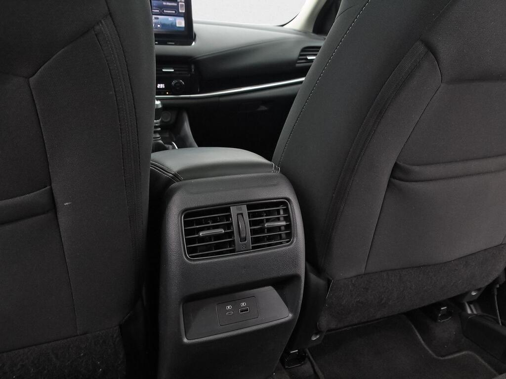 Nissan Qashqai DIG-T 103kW N-Connecta 31