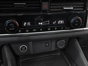 Nissan Qashqai DIG-T 103kW N-Connecta 27