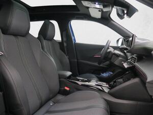 Peugeot 2008 Eléctrico GT 136 (100kW) 15