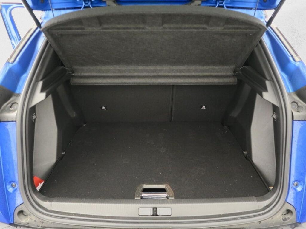 Peugeot 2008 Eléctrico GT 136 (100kW) Segunda mano