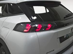 Peugeot 2008 Allure Pack Puretech 100 S&S 6 Vel. MAN 34
