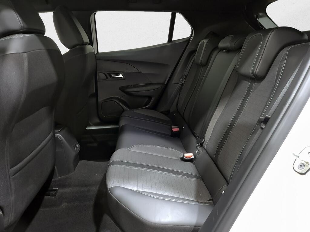 Peugeot 2008 Allure Pack Puretech 100 S&S 6 Vel. MAN Segunda mano