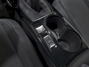 Peugeot 2008 Allure Pack Puretech 100 S&S 6 Vel. MAN 28