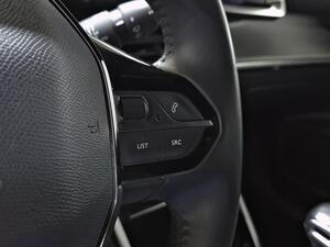 Peugeot 2008 Allure Pack Puretech 100 S&S 6 Vel. MAN 19