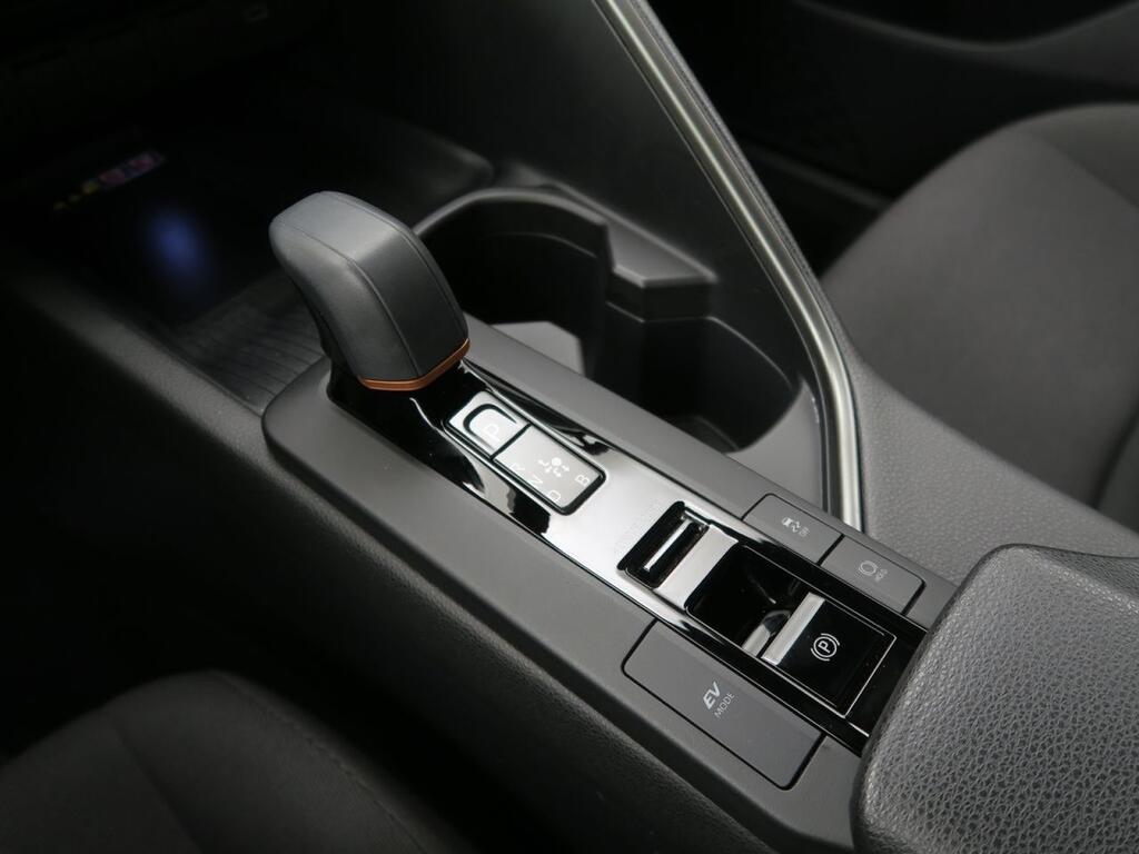 Toyota C-HR 1.8 140H Advance Segunda mano