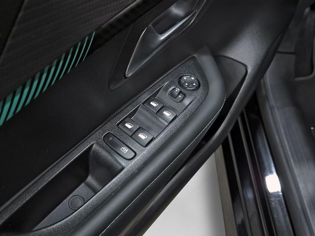 Peugeot 208 PureTech 73kW (100CV) EAT8 Allure Pack Segunda mano