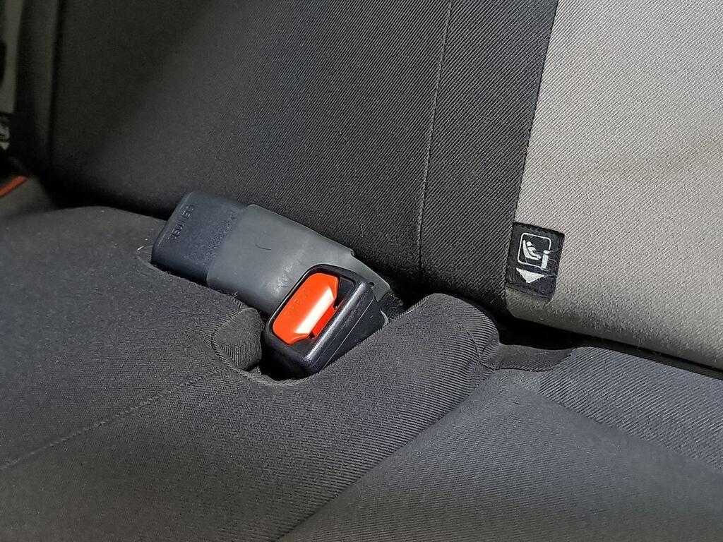 Toyota Yaris 1.5 100H Active 28