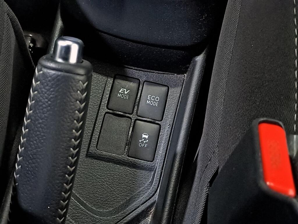 Toyota Yaris 1.5 100H Active 26