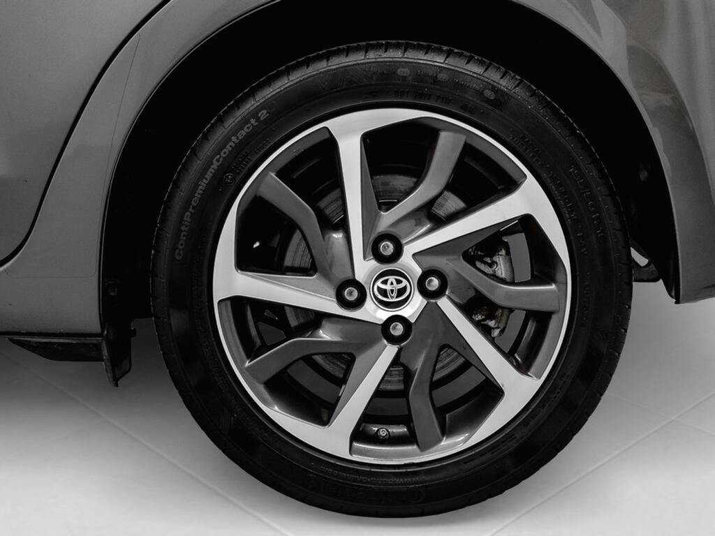 Toyota Yaris 1.5 100H Active 6