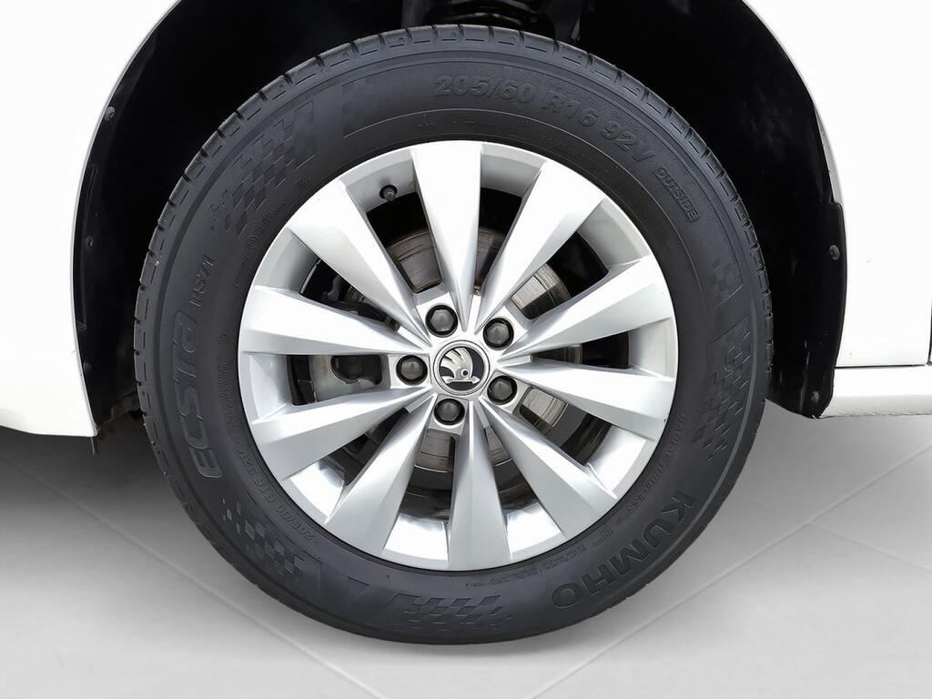 Skoda Kamiq 1.0 TSI 70kW (95CV) Emotion Segunda mano